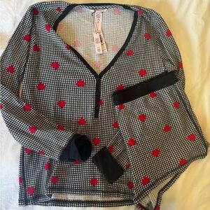 NWT Victoria Secret Pajama Set
